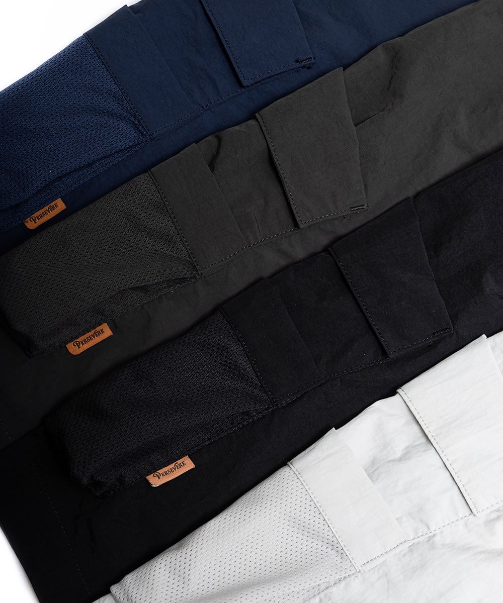 防潑水尼龍軍短褲 WATER-REPELLENT NYLON CARGO SHORTS