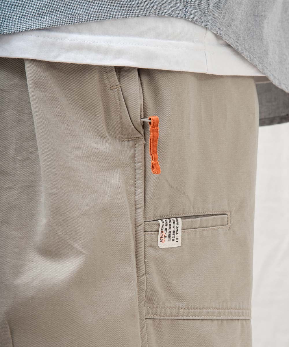 立體摺線氣球短褲 PLEATED BALLOON SHORTS