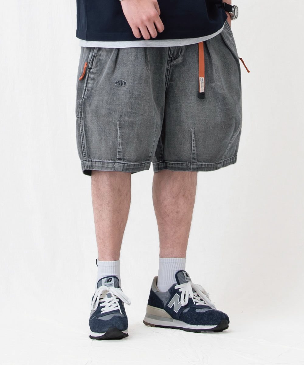 立體氣球短褲 DOUBLE-PLEATED BALLOON SHORTS