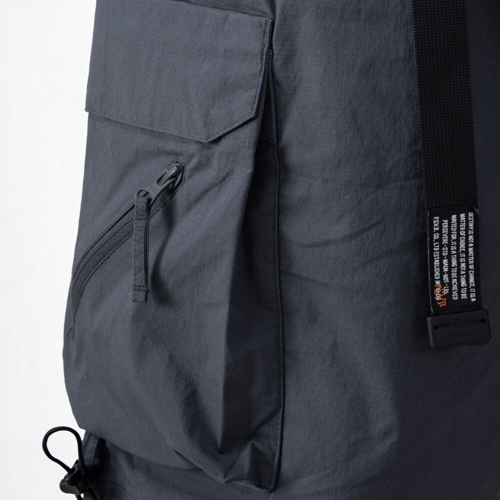 抗撕裂多口袋短褲 RIPSTOP MULTI-POCKET SHORTS