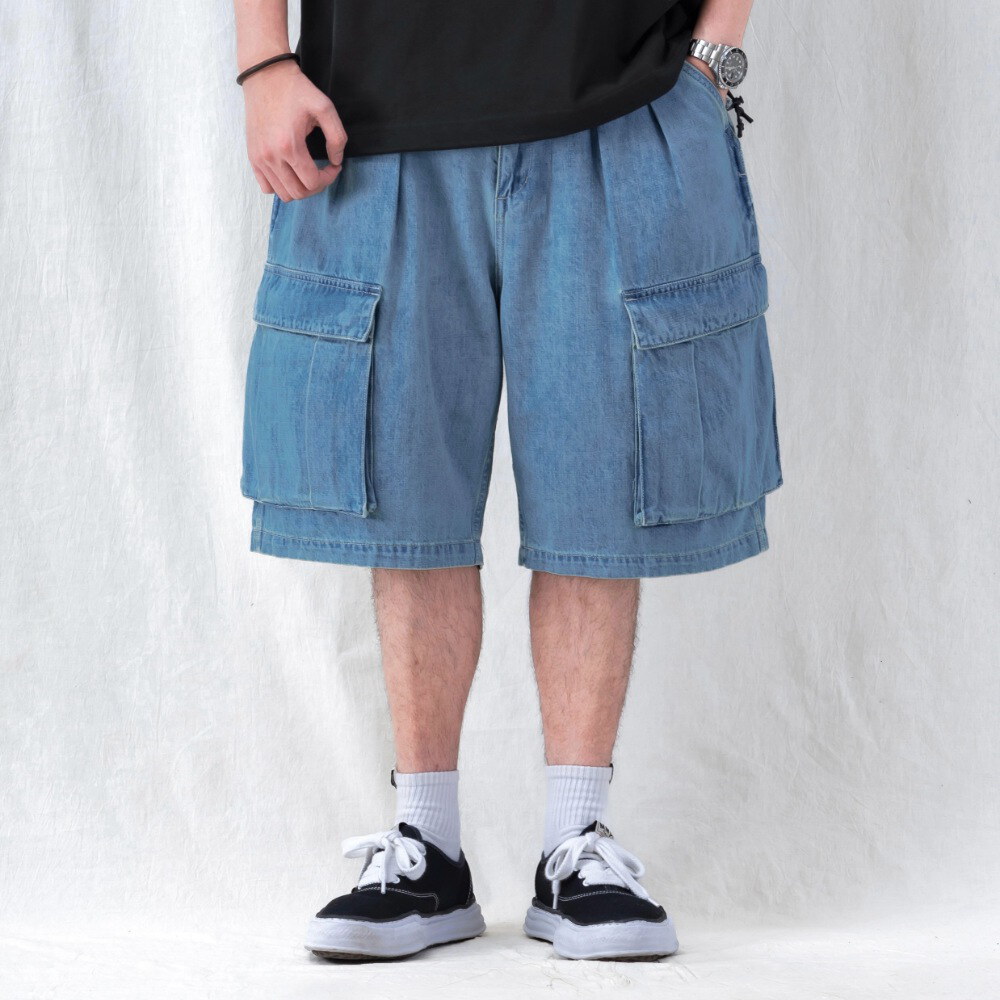 六分口袋短褲 KNEE-LENGTH CARGO SHORTS