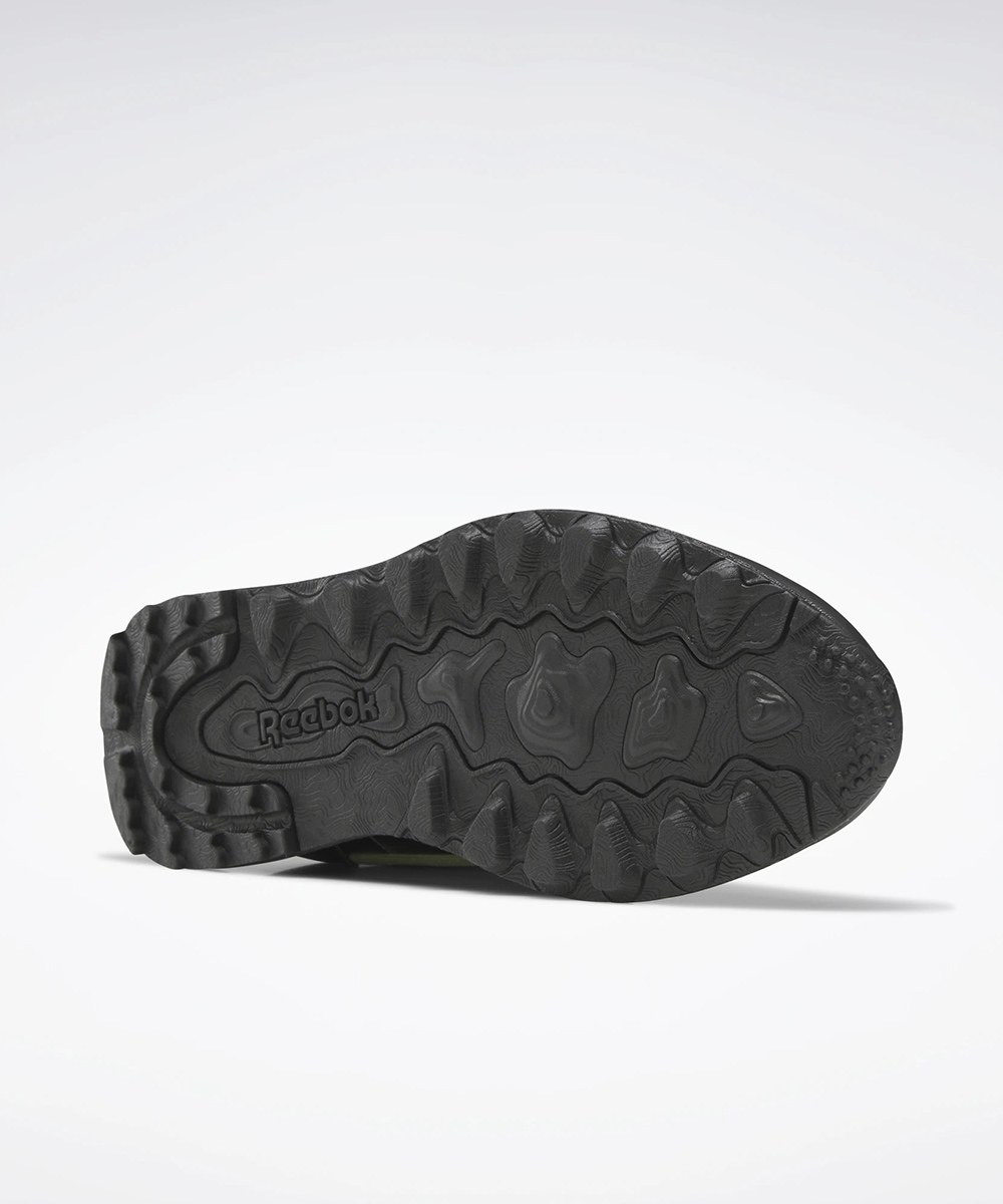 聯名運動鞋 Reebok x Pleasures Classic Leather Trail