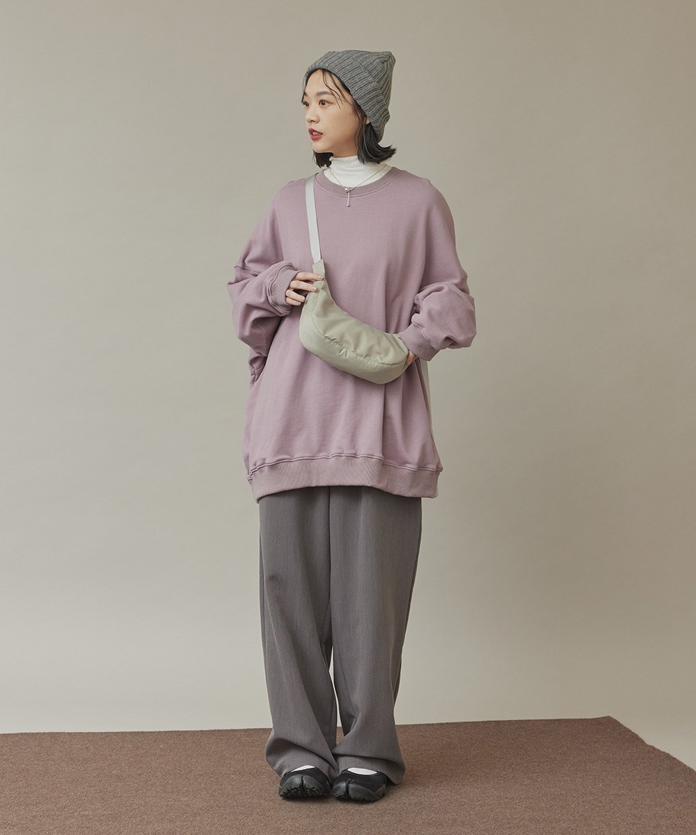 圓領Oversize刺繡大學Tee