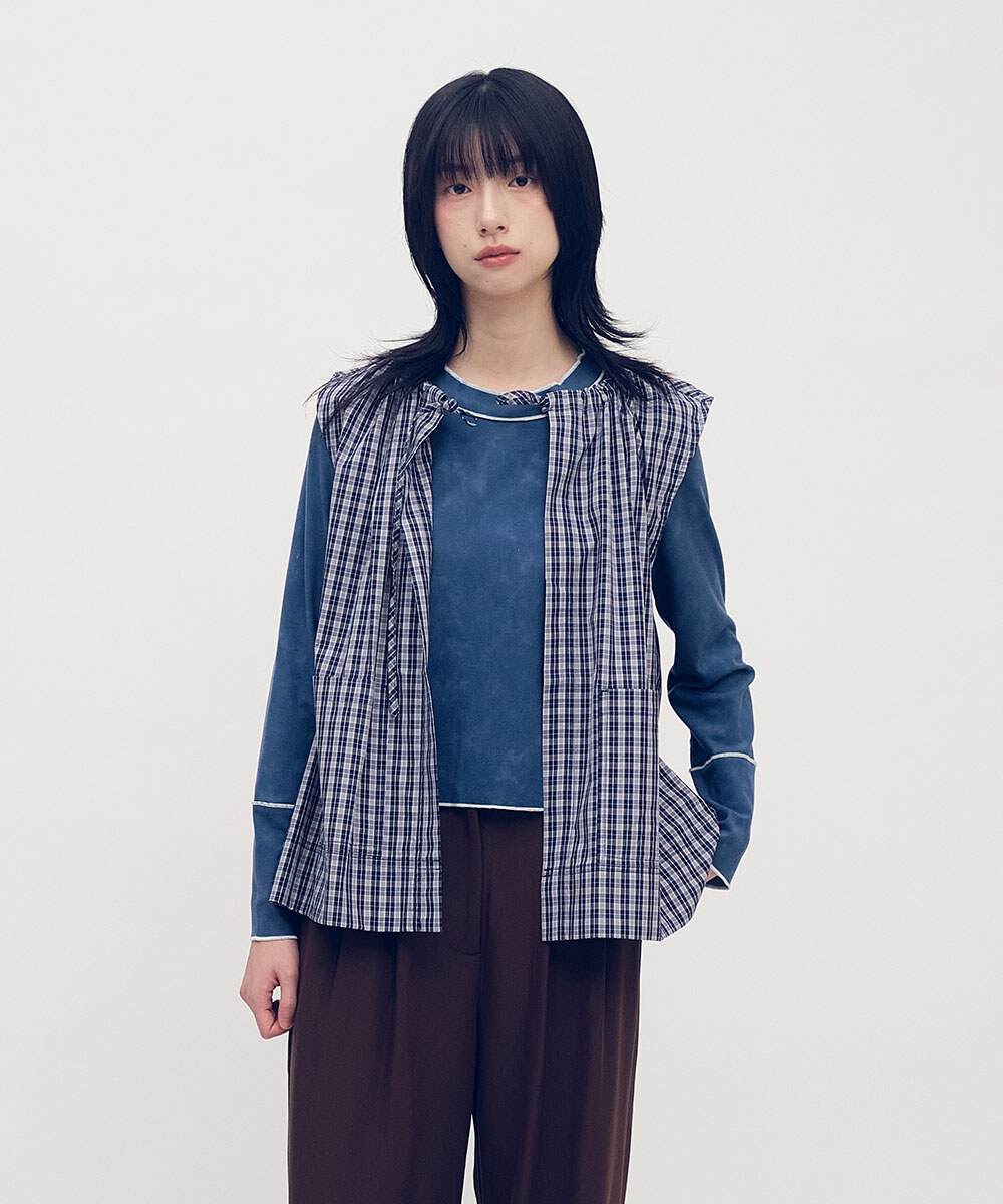 雪花絨感木耳邊上衣