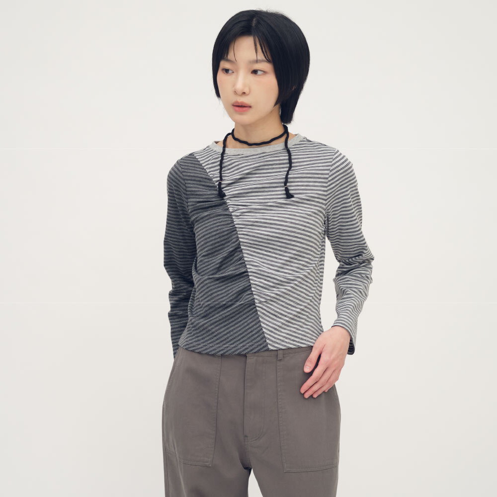 條紋拼接細褶上衣