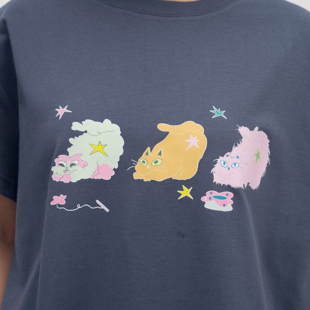 貓貓翹屁股寬鬆TEE