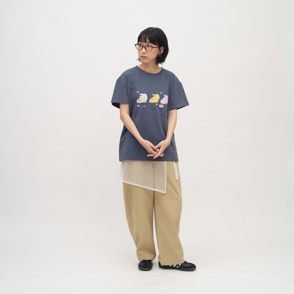 貓貓翹屁股寬鬆TEE
