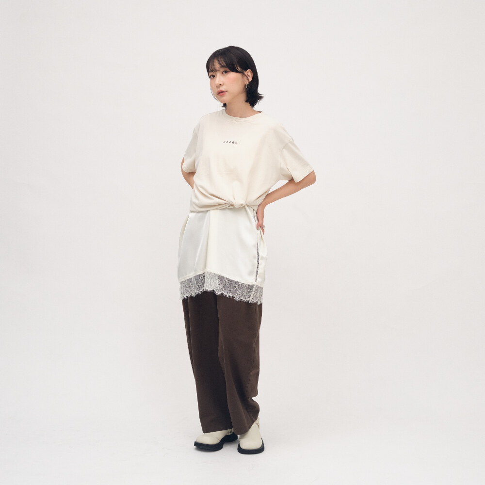 SAAKO 刺繡寬鬆水洗tee