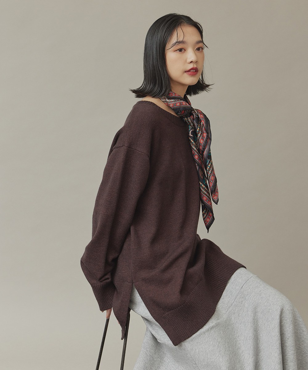 下襬開衩針織上衣