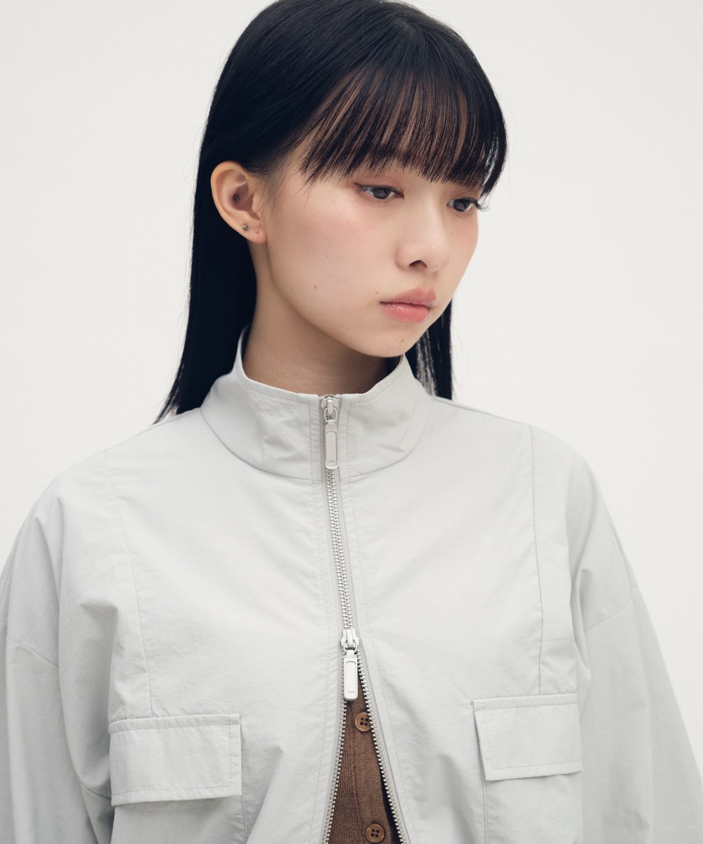 澎袖立領外套