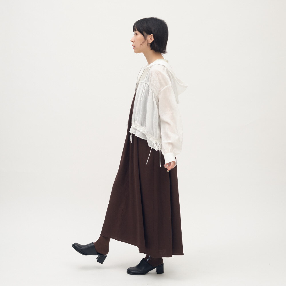 細褶透膚連帽罩衫