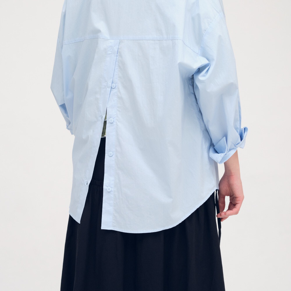 後開叉細節襯衫