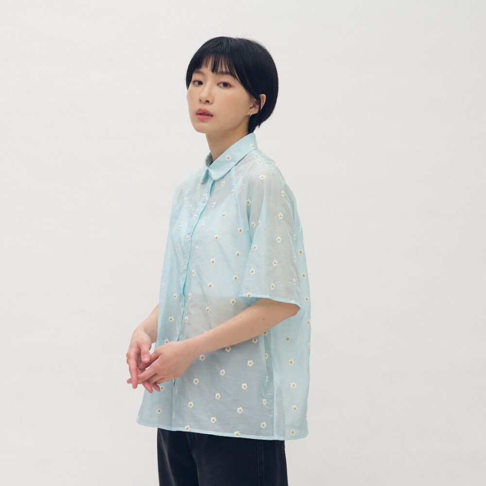 小花刺繡透膚襯衫