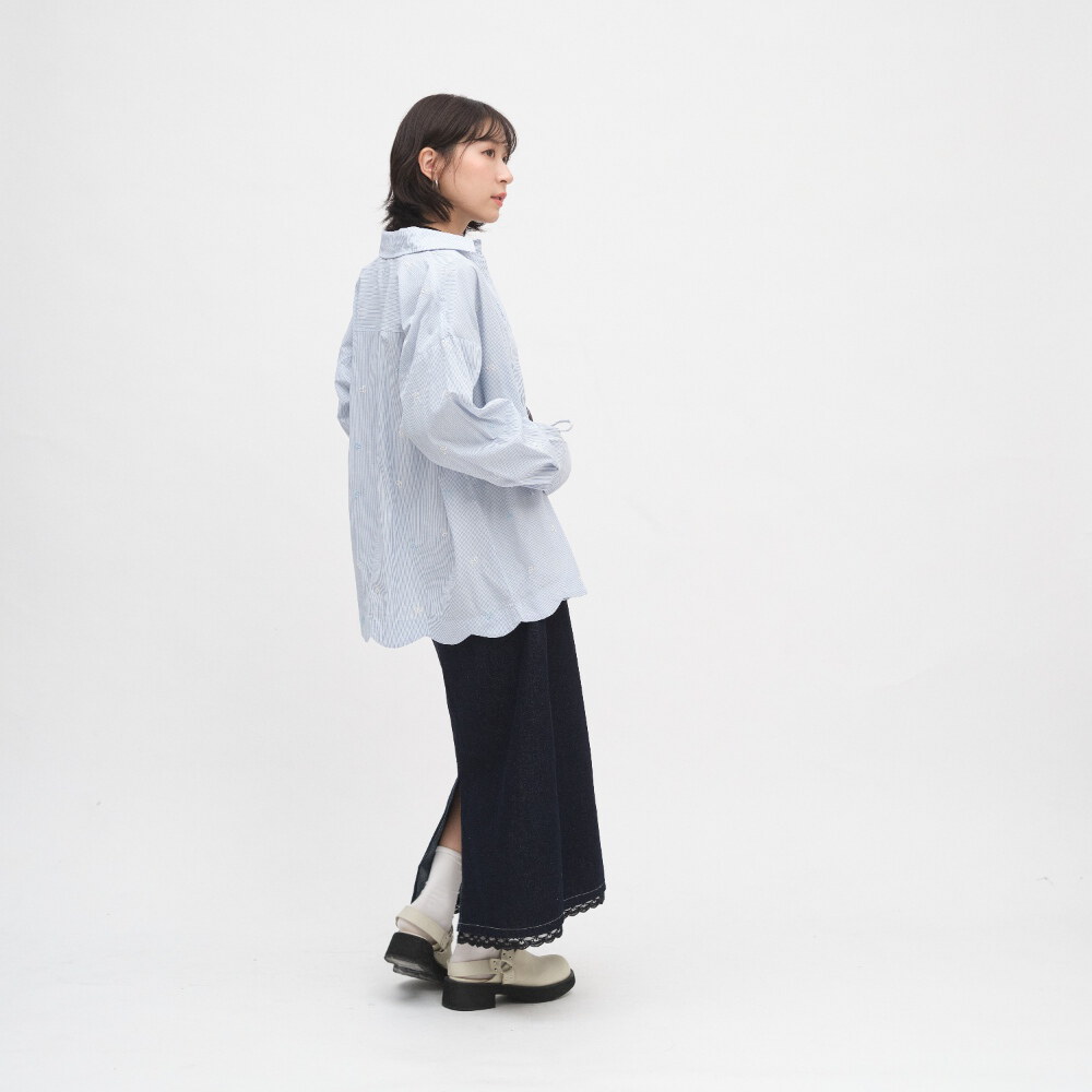 花瓣下擺抽繩襯衫