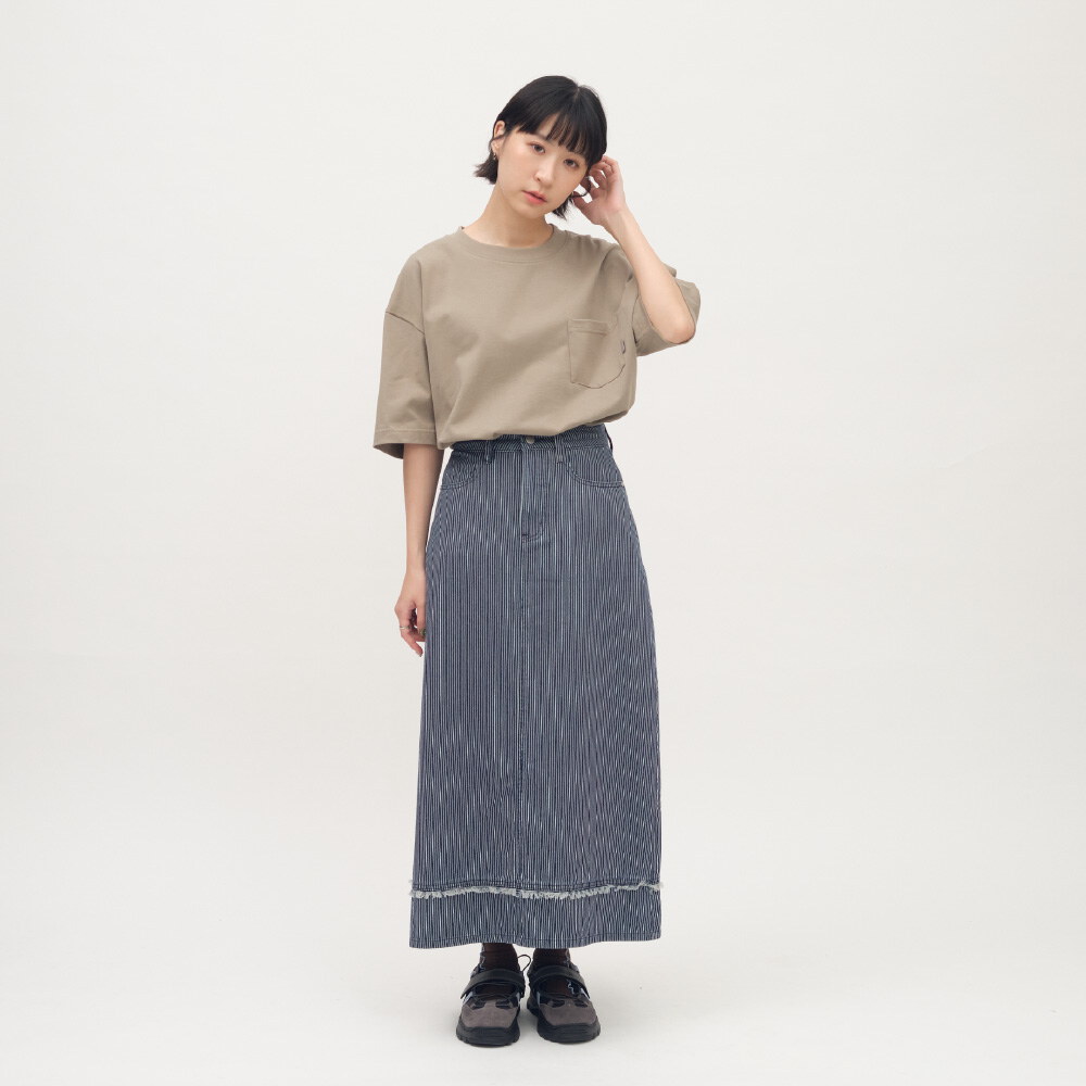 流蘇剪接丹寧裙