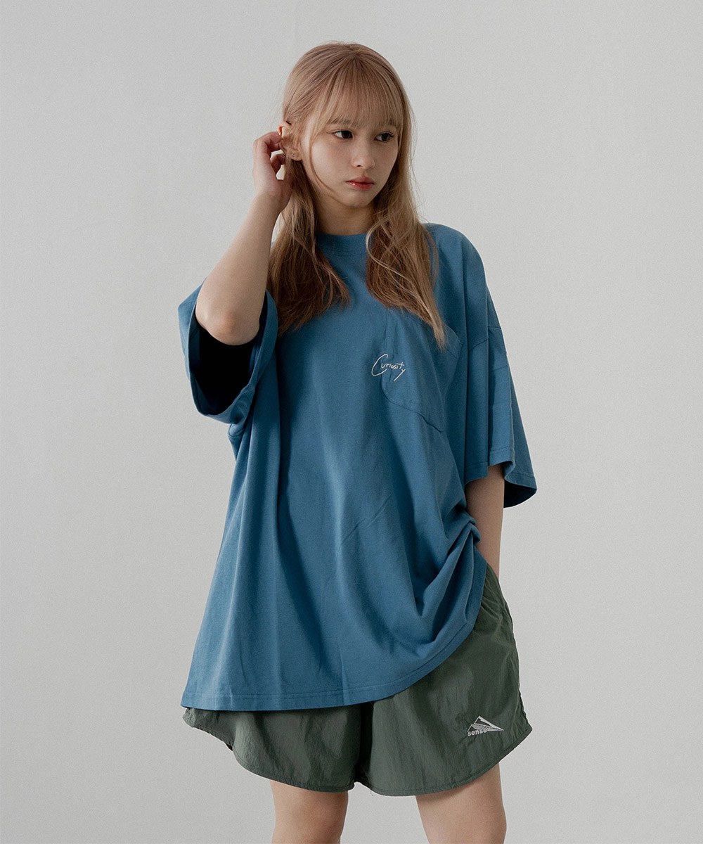 刺繡口袋上衣 Oversize Embroidery Pocket Tee