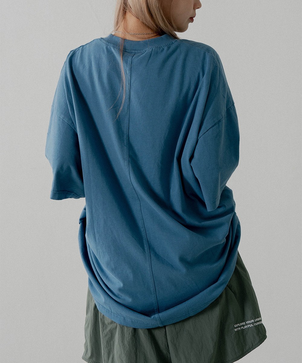 刺繡口袋上衣 Oversize Embroidery Pocket Tee