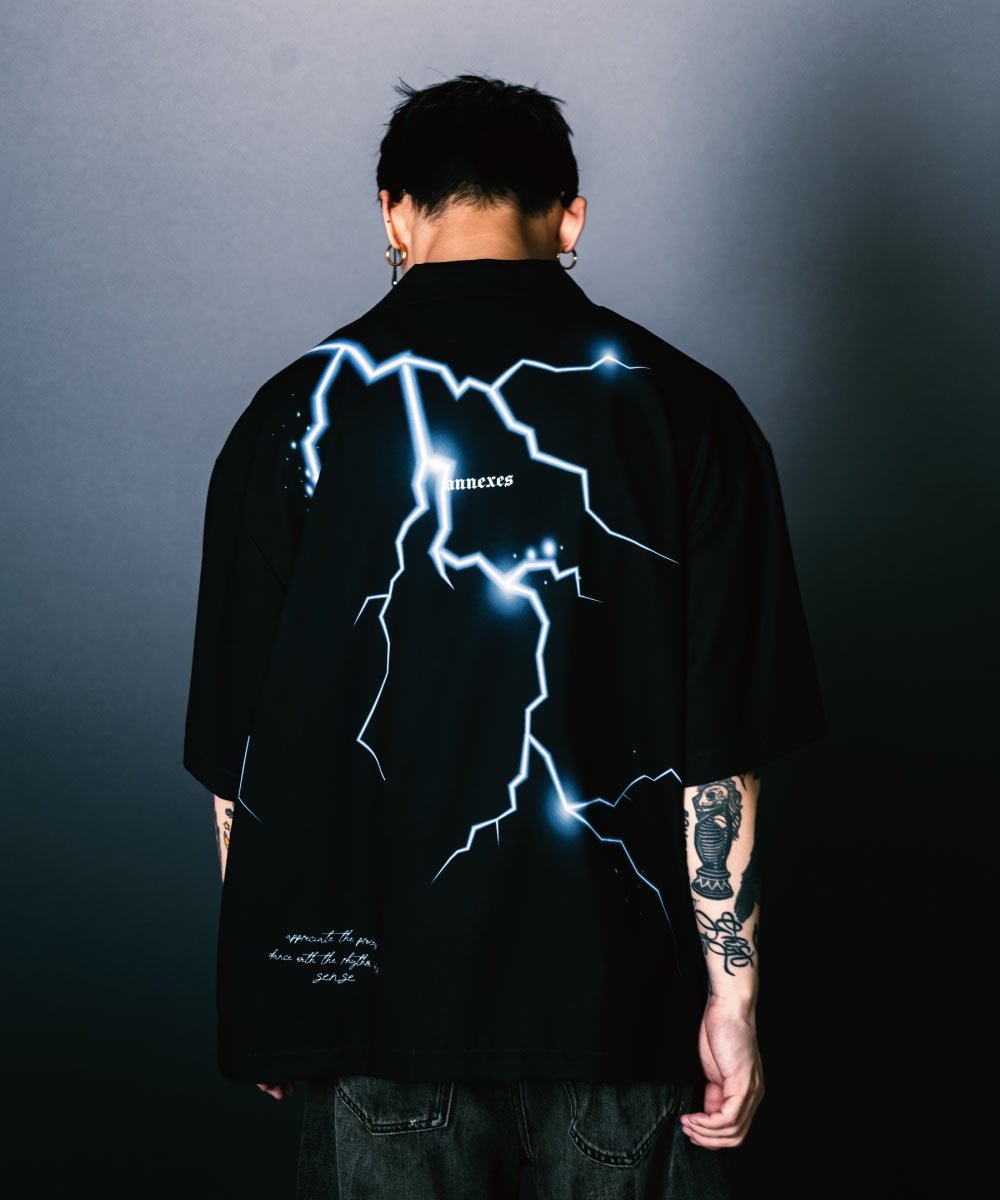 閃電圖案開領襯衫 Thunder Light Print Shirt