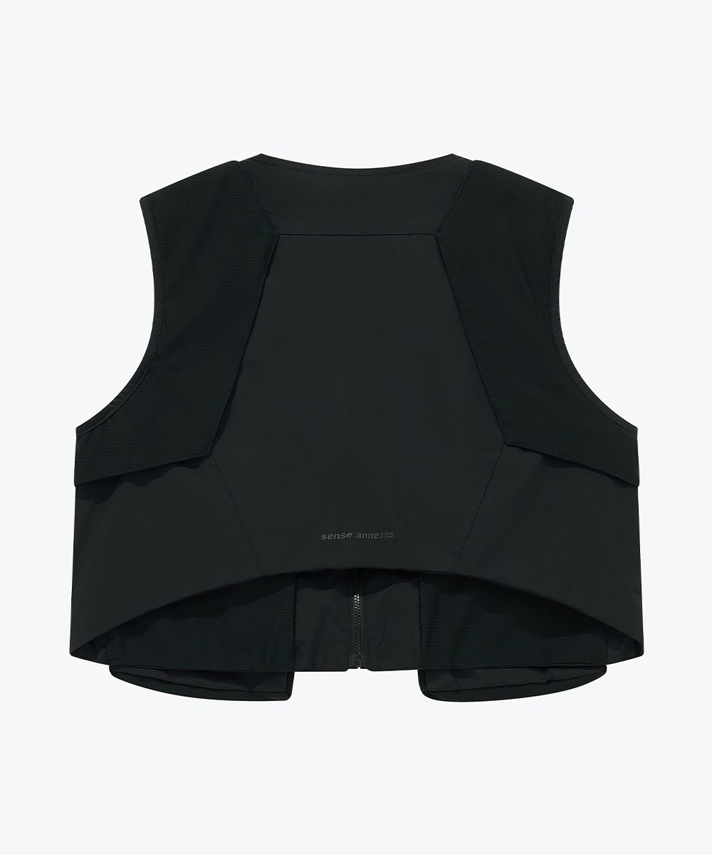 防潑水短版背心 Paneled Dart Vest