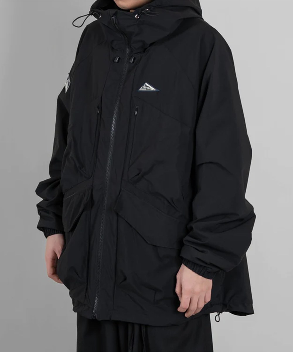 風衣外套 Tech Windbreaker Jacket
