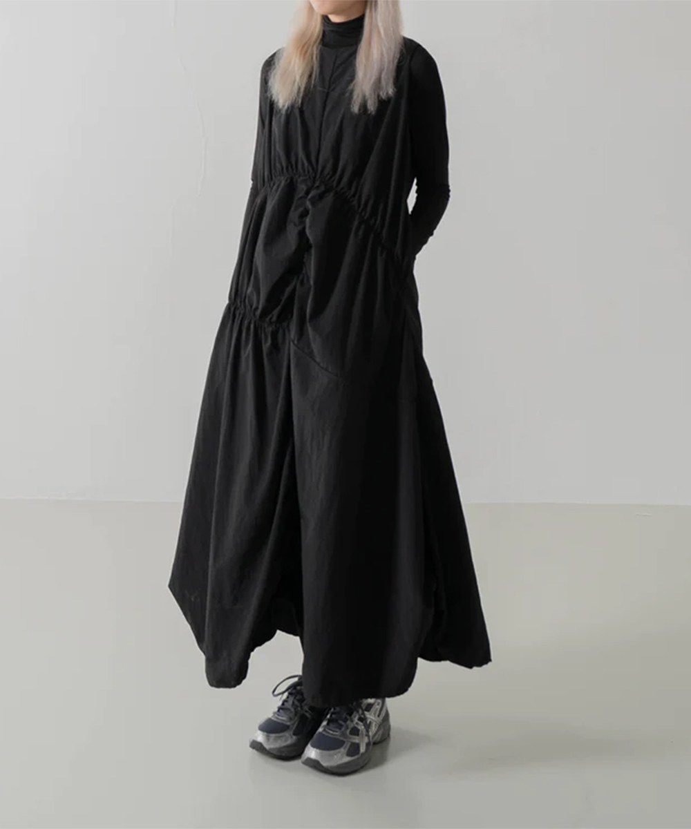荷葉邊連身裙 Irrgular Elastic Ruffle Dress