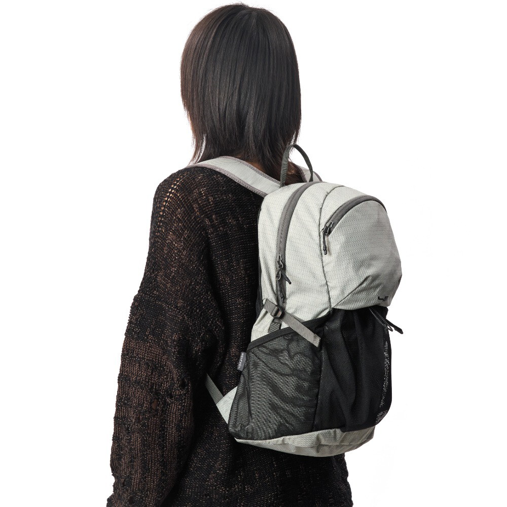 日用後背包 ROMING13 BACKPACK