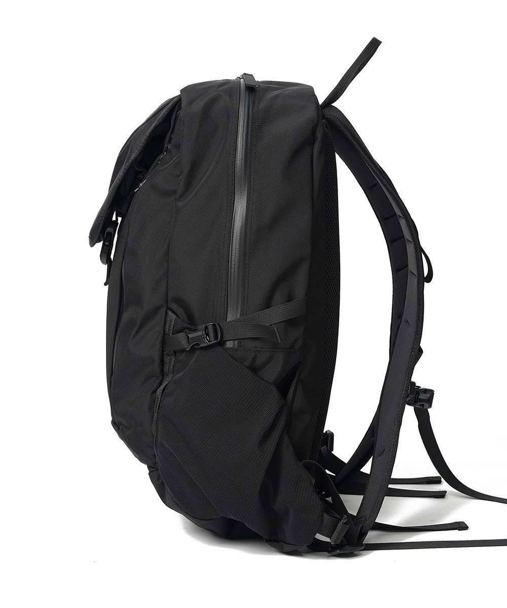 後背包 ST26 TRAVEL BACKPACK