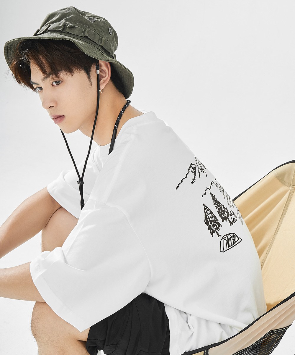 背後印花上衣 Contrast Pocket T-Shirt