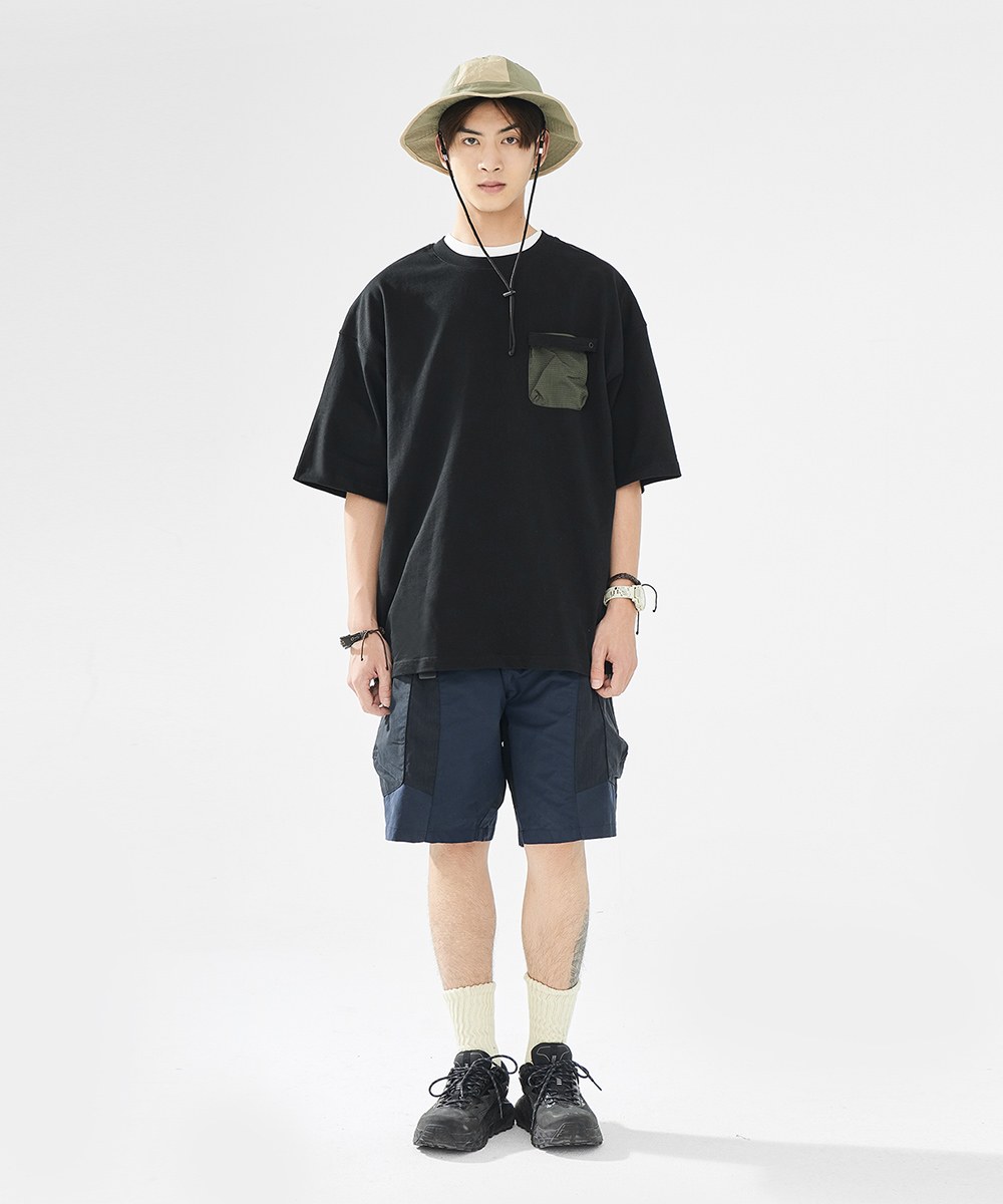 口袋網格布上衣 Checkered Strap Pocket T-Shirt
