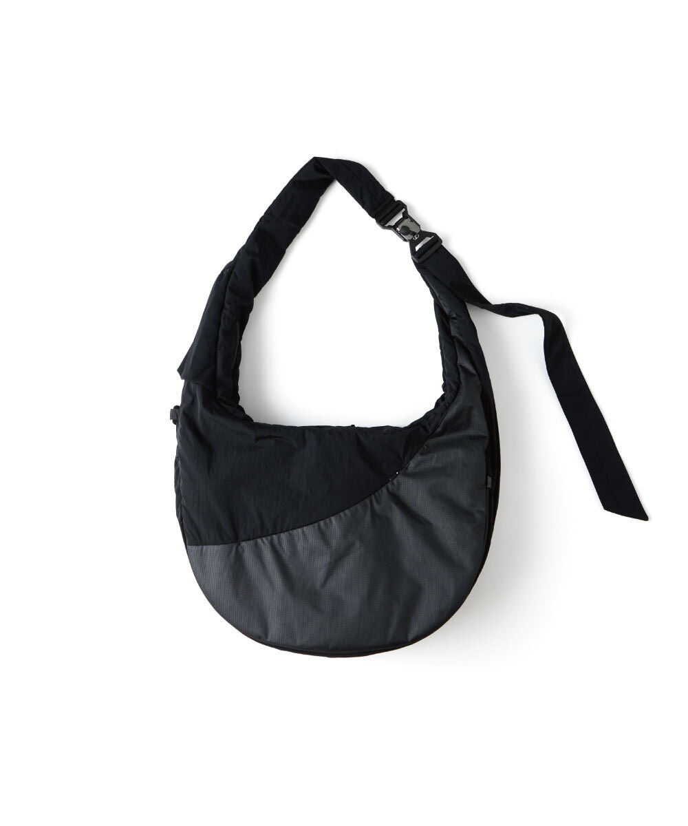 鋪棉斜背包 CROSSBODY BAG