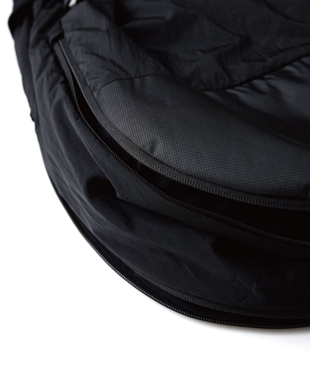 鋪棉斜背包 CROSSBODY BAG