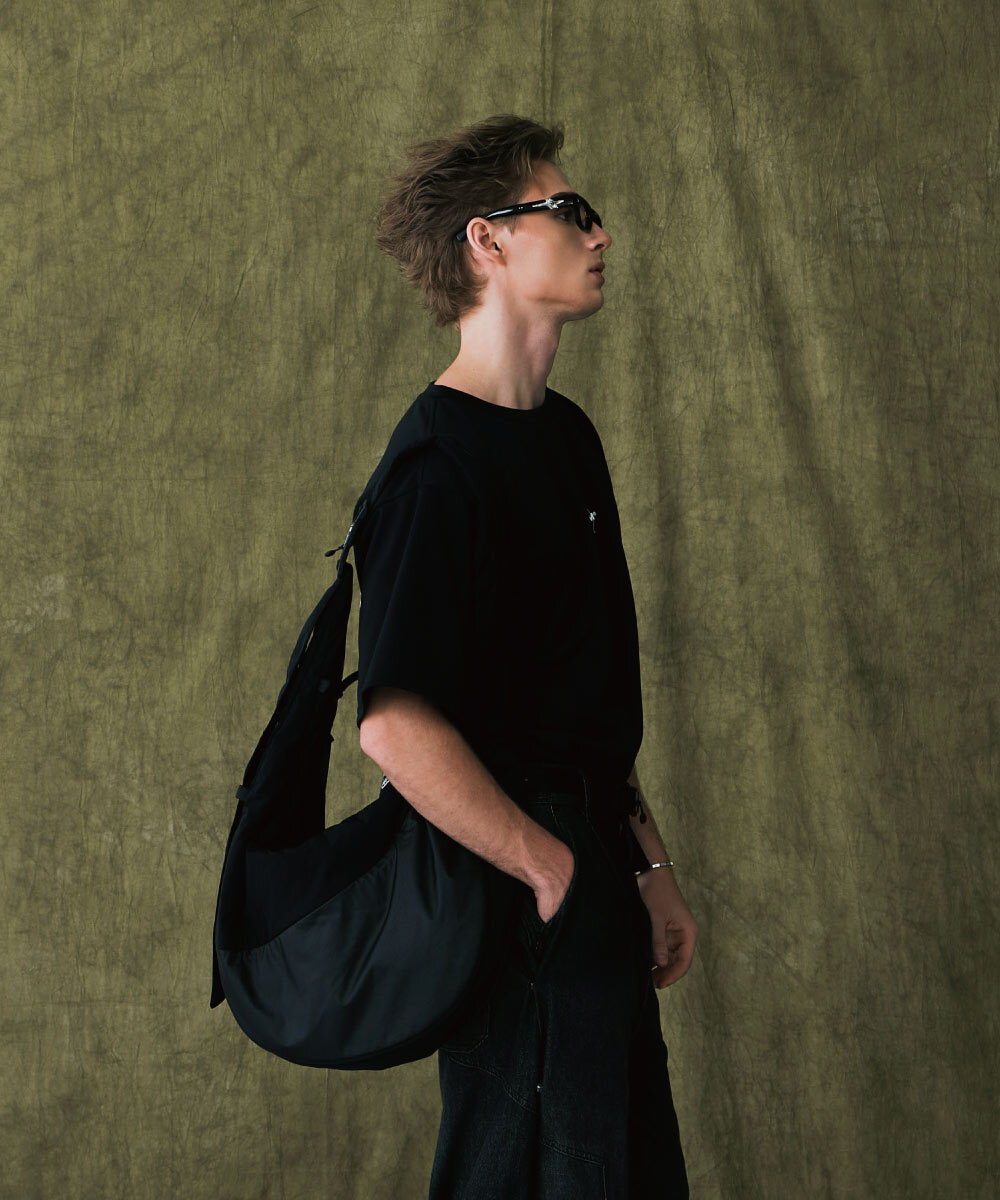 鋪棉斜背包 CROSSBODY BAG