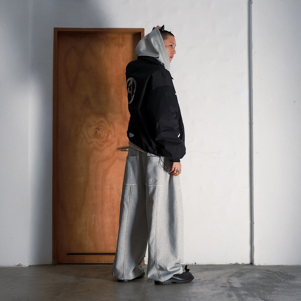 雙膝結構寬版棉褲 3 28 BLACK DOUBLE KNEE SWEAT PANTS