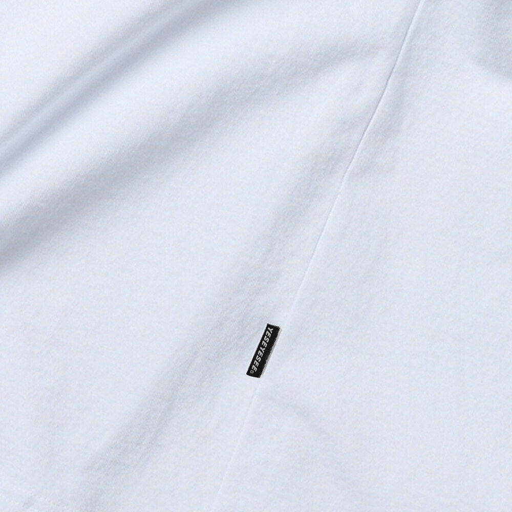 圖案短袖上衣 C logo Hardware Tee