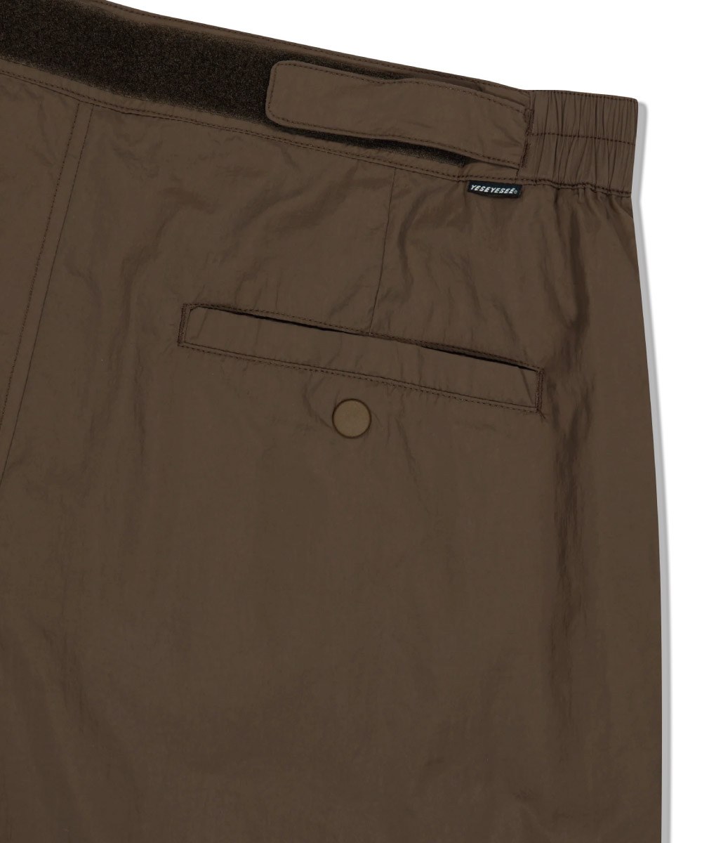 寬鬆尼龍短褲 Nylon Dash Shorts