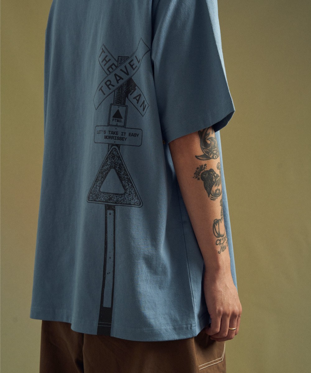 圖案短TEE Travel Tee