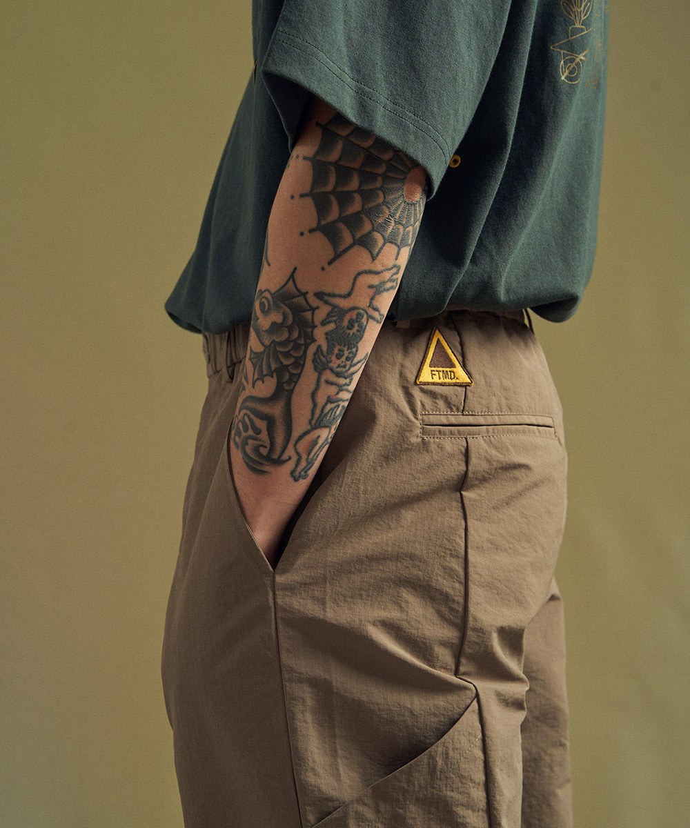尼龍長褲 Gentle Ruler Pants