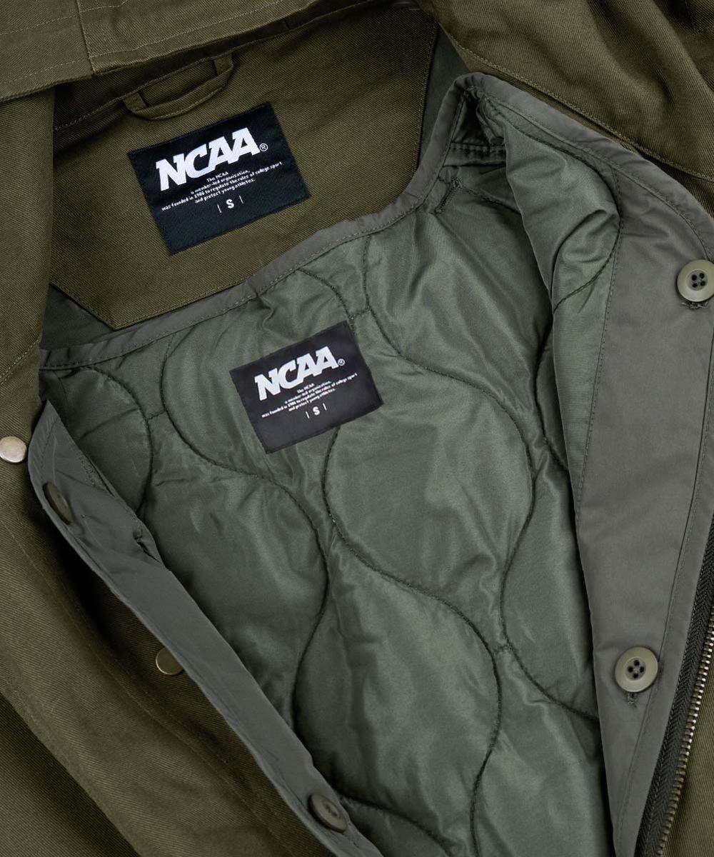 落肩兩穿式連帽大衣