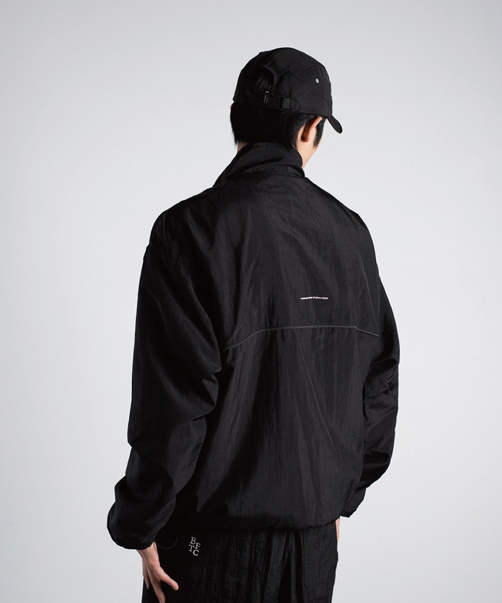 nozzle quiz X SENSE OF PLACE 聯名外套 BTFC Warm Up Jacket